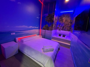 Habitacion con jacuzzi y baño privado